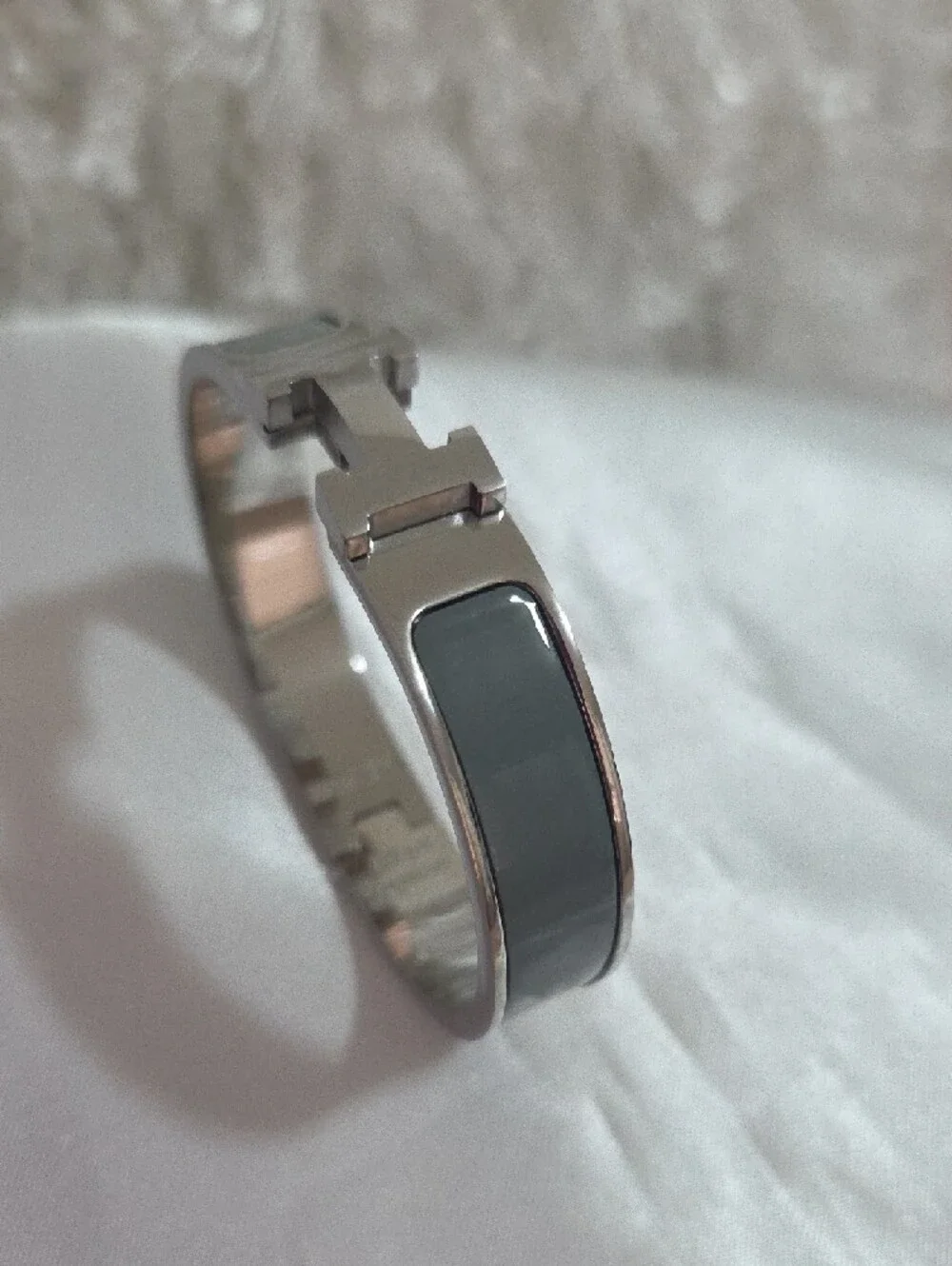 Enamel Hinge Click H Silver Colorful Bangle Bracelets